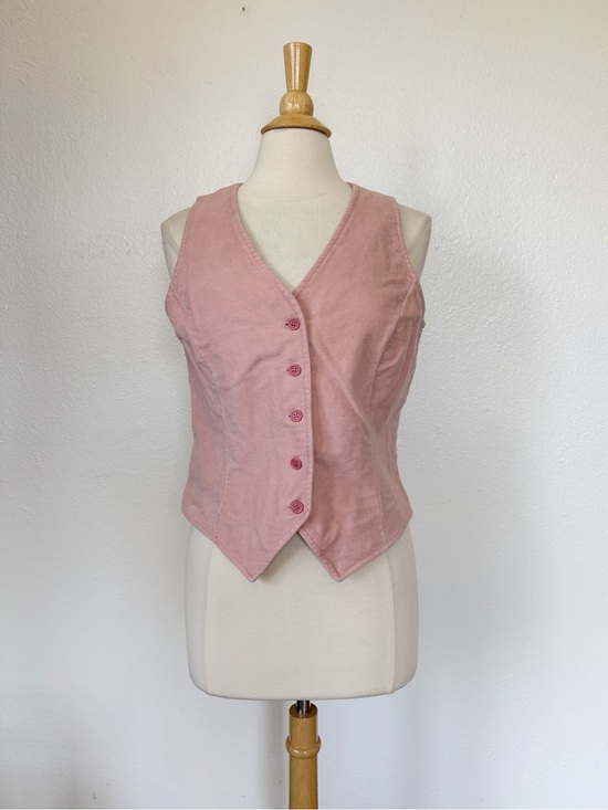 The seventh Tops - Vintage 70s Pastel Pink Faux Suede Vest